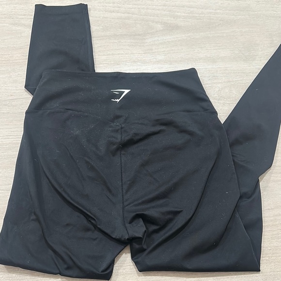 Gymshark Black Leggings - Picture 2 of 2